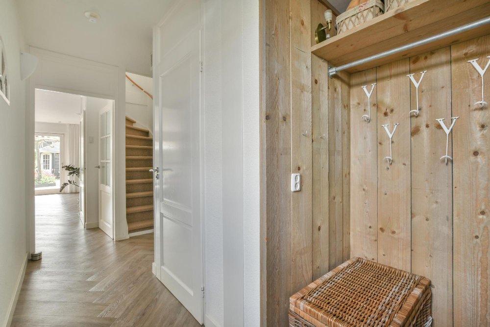 mudroom renovation